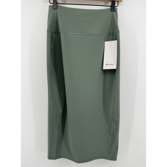 lululemon athletica Dresses & Skirts - Lululemon Nulu Slim-Fit HR Skirt Greu Size 8 sage Green NWT